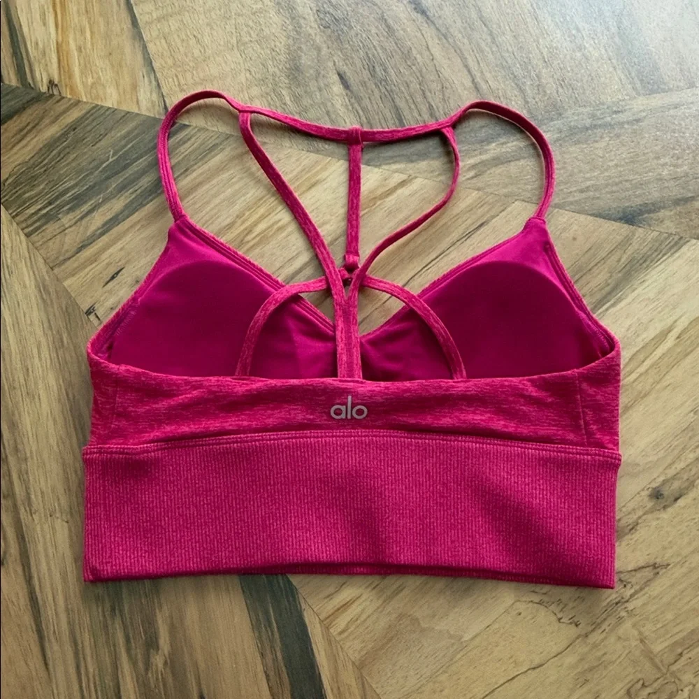 Alo Yoga - Small Sports Bra